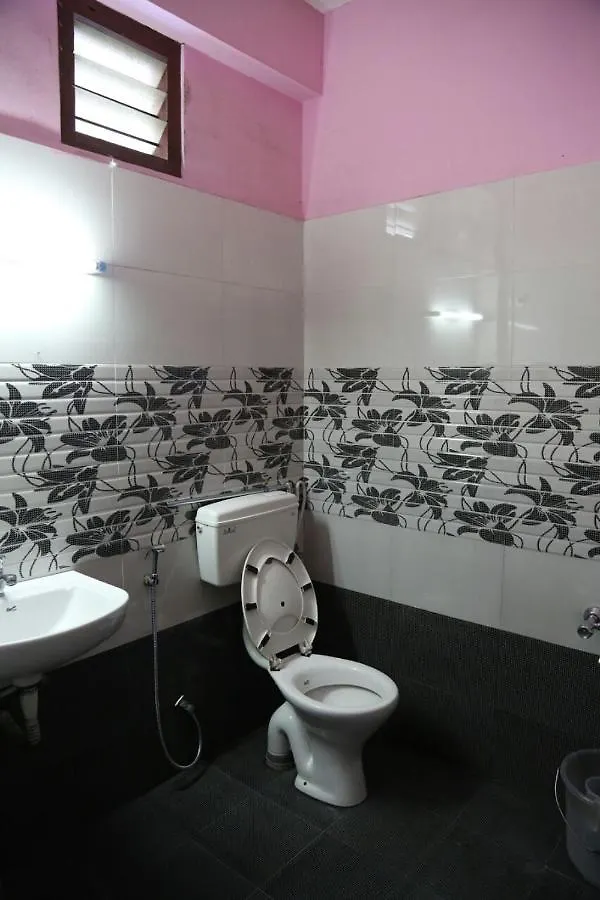 Hazrath Inn Munnar Hotel