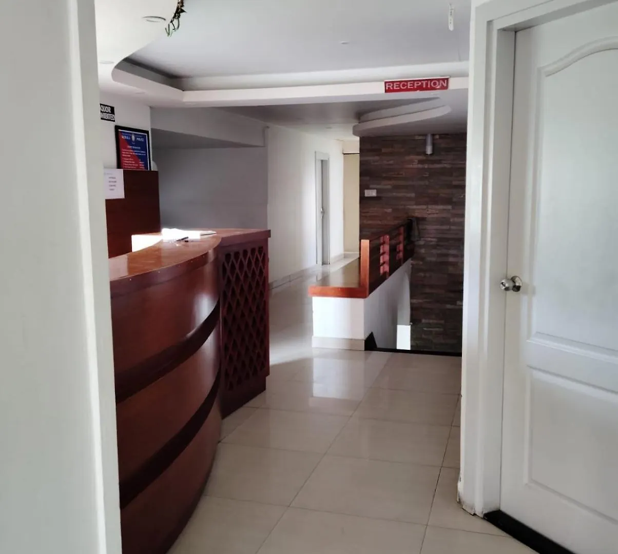 Hotel Hazrath Inn Munnar